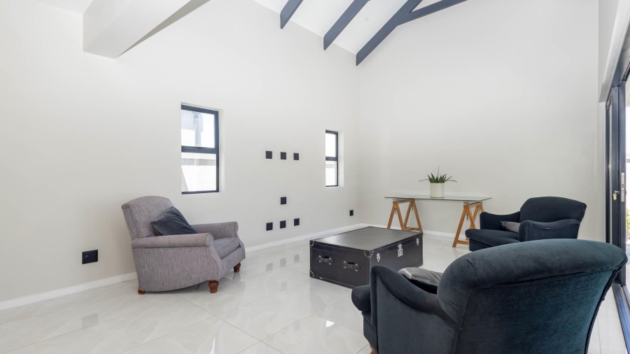 3 Bedroom Property for Sale in Sandown Western Cape